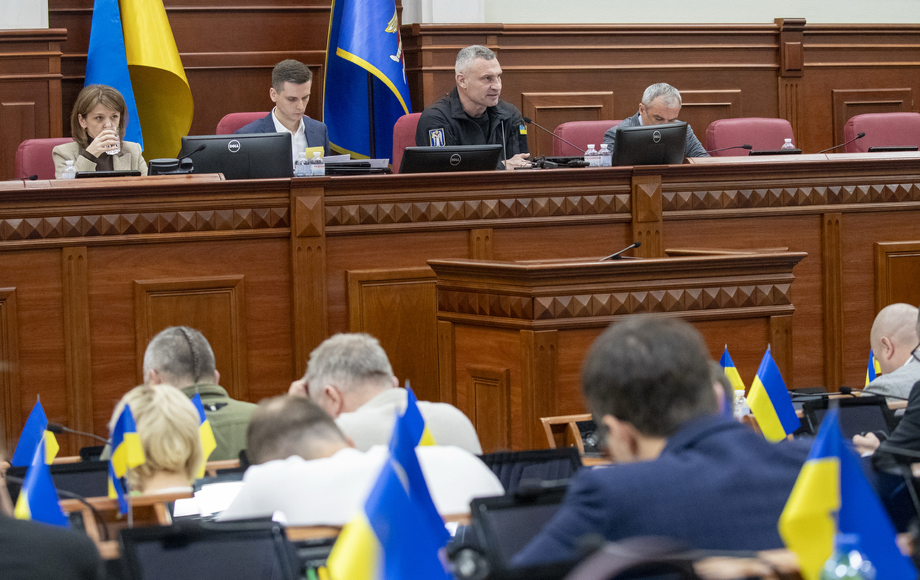 Зима близько. Що відбувається за лаштунками боротьби Банкової та Кличка і чи замерзне Київ знову
